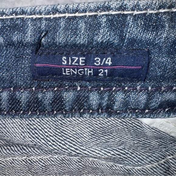 Vigoss Women’s Capri Jeans SZ 3/4 Faded The New York Flap Fancy Pockets Lowrise - Picture 8 of 11